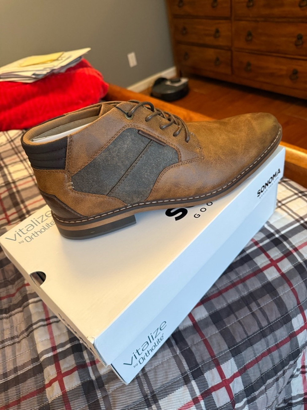 Sonoma Brown/Tan Men's Chukka Boot